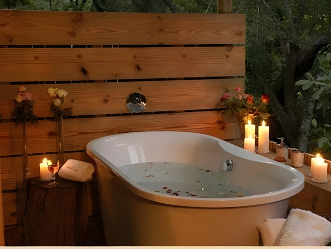 Bathroom 4, Summerfields Rose Retreat and Spa, Ehlanzeni