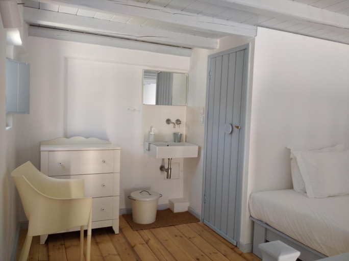 Others 5, Theros Apartments Donoussa, South Aegean