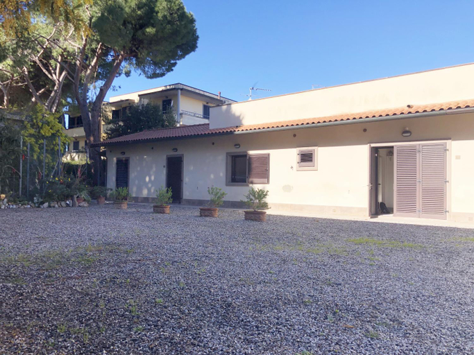 Casa Raffaella a Marina di Cecina by Zoom In Earth, Livorno