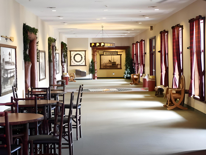 Food & Drinks 5, Stoney Creek Hotel Quad Cities - Moline, Rock Island