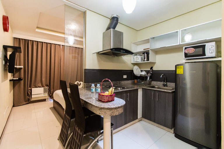 Dining Room 7