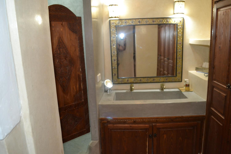 Bathroom 4, Riad Bayti, Marrakech