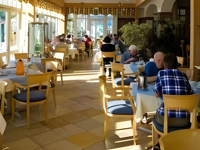 Food & Drinks 5, Inselhotel VierJahreszeiten, Leer