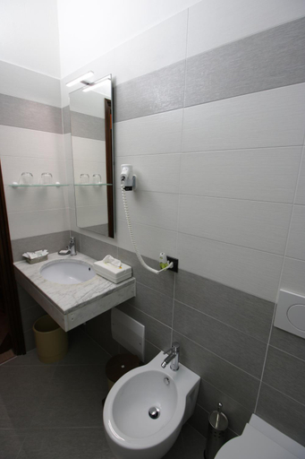 Bathroom 5