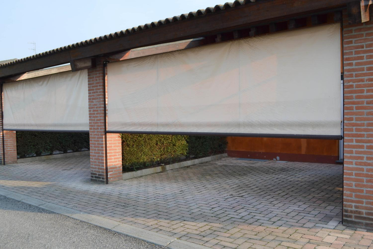 Exterior 16