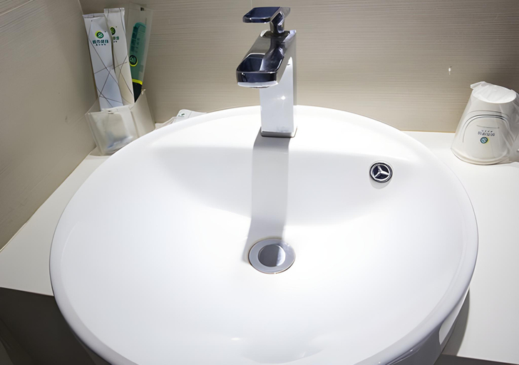 Bathroom 2, City Comfort Inn Xiangyang Laohekou 4th Middle School Bus Station, Xiangfan