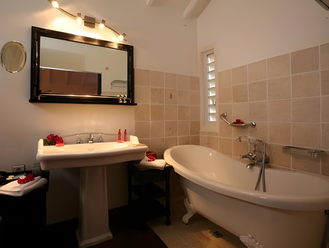 Bathroom 4, La Toubana Hotel & Spa, Sainte-Anne
