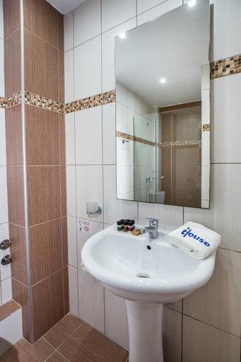 Bathroom 4, Ioanna's House, East Macedonia and Thrace
