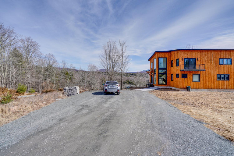 Custom Windham Mtn Villa with Pool, Theater and Views!, Greene