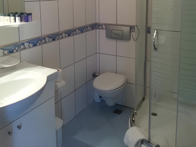 Bathroom 4, Bodrum Maya Hotel, Bodrum