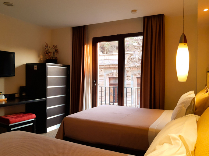 Bedroom 2, Hotel Catedral, Mexico City