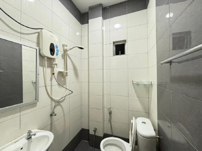 Bathroom 4, Motel Seri Mutiara, Langkawi