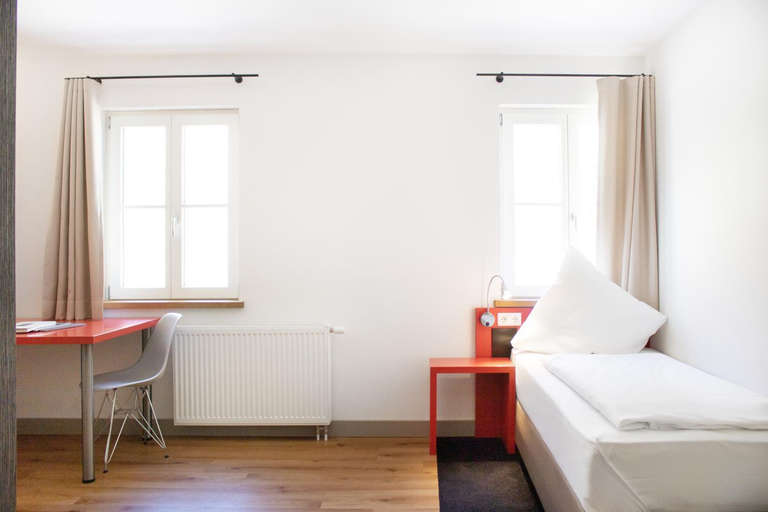 Bedroom 3, KU Hotel by WMM Hotels, Kulmbach