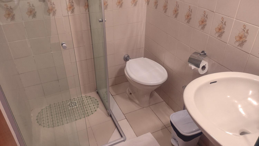 Bathroom 2, Pousada Vale das Palmeiras, Vassouras