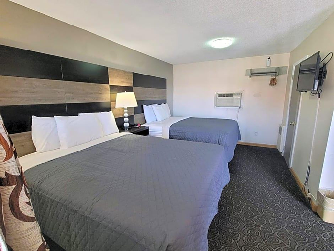 Bedroom 3, Budget Host Inn Niagara Falls, Niagara