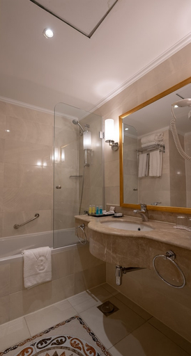 Bathroom 5, Baron Hotel Cairo, Heliopolis