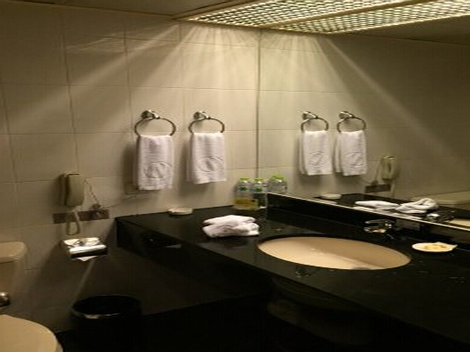 Bathroom 3, New Era Hotel, Nanjing