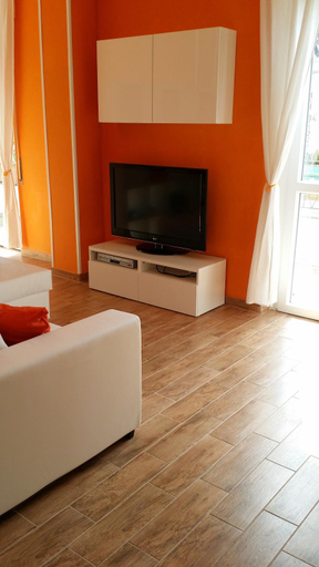 Others 4, Attic Apartment, Air Conditioning, Fast WiFi, Genova