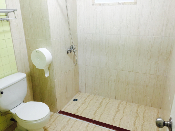 Bathroom 4, Oasis Boutique House, Saipan
