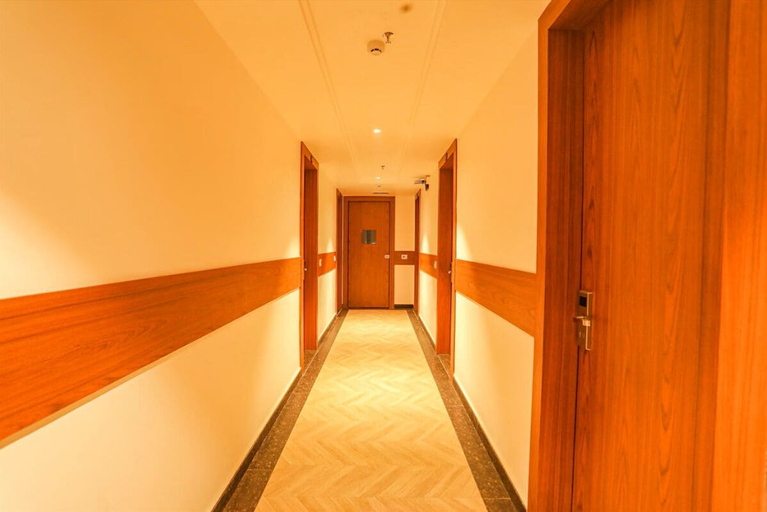 Others 3, Hotel Swarn Bhoomi, Kanpur Nagar