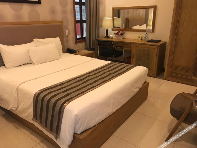 Bedroom 2, Elegant Hotel., Pleiku