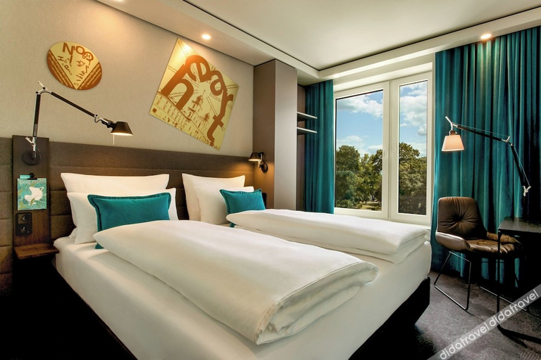 Bedroom 3, Motel One Warsaw-Chopin, Warsaw