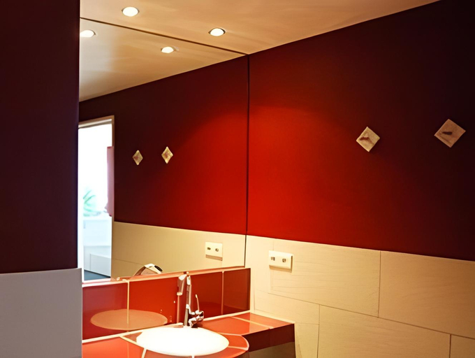 Bathroom 3, Biohotel Garmischer Hof, Garmisch-Partenkirchen