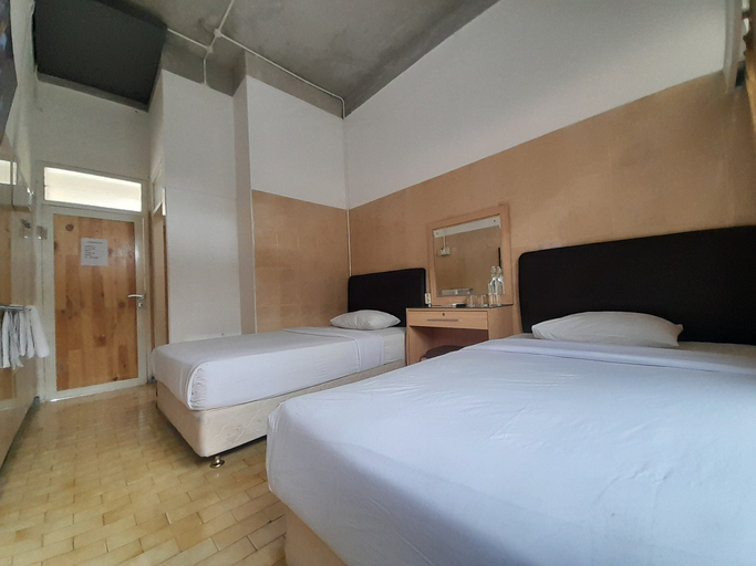 Bedroom 3, Cahya Nirwana hotel, Banyumas
