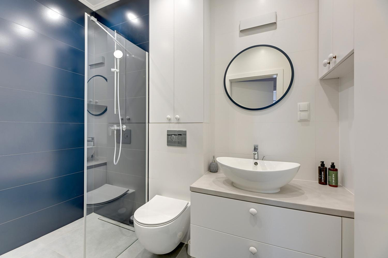 Bathroom 2, Gdynia Baltic Sea Horizon by Downtown Apartments, Gdynia