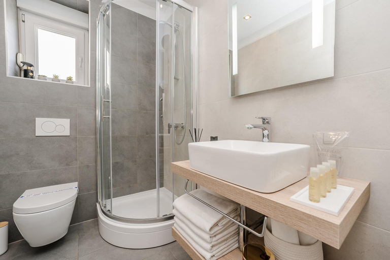 Bathroom 3, Villa Karla, Zadar