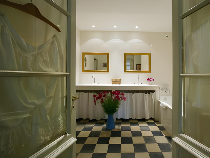 Bathroom 4, Les Glycines - Hotel & Spa - Teritoria, Dordogne