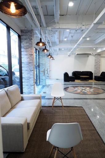 Public Area 3, Pula Silom, Bang Rak