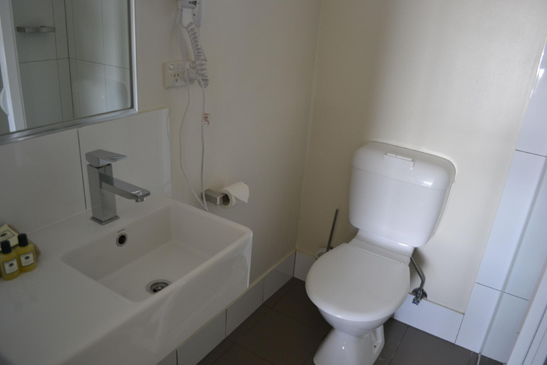 Bathroom 9