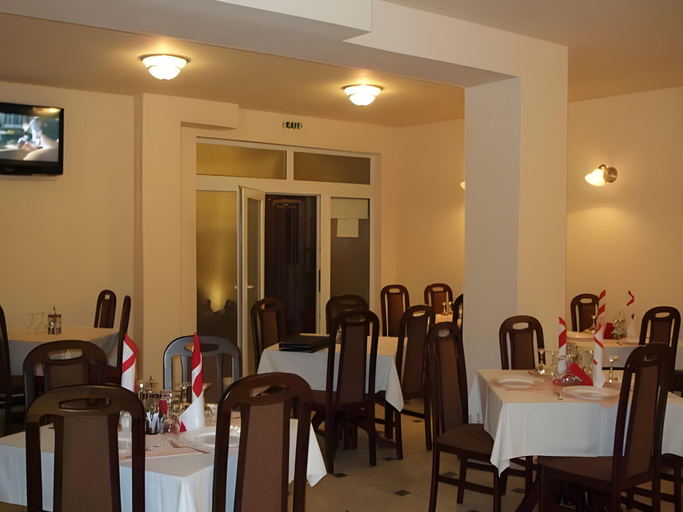 Food & Drinks 5, Pensiunea Ana Maria, Sanmartin