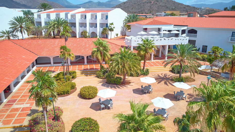 Exterior & Views, Costa Caribe Hotel Beach & Resort, Marcano