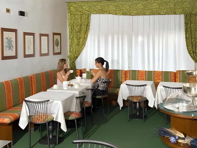 Food & Drinks 5, Hotel King, Monza and Brianza