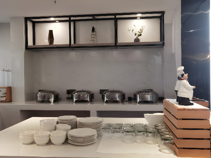 Food & Drinks 3, Echarm Hotel Jiayulongwan Peninsula, Xianning