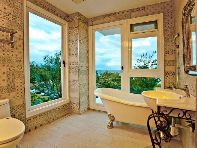 Bathroom 2, Kenting hostel - da wan, Pingtung