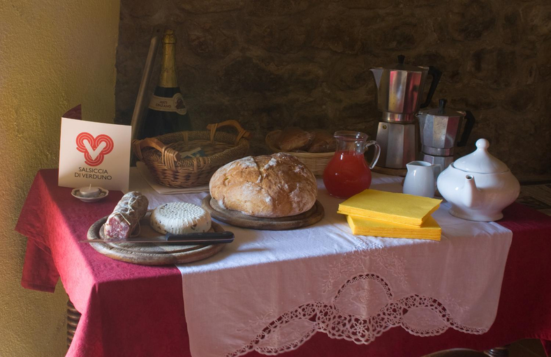 Food & Drinks 3, Arco Dei Nobili, Cuneo