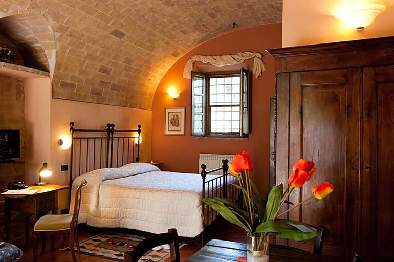 Bedroom 4, Sarna Residence, Siena