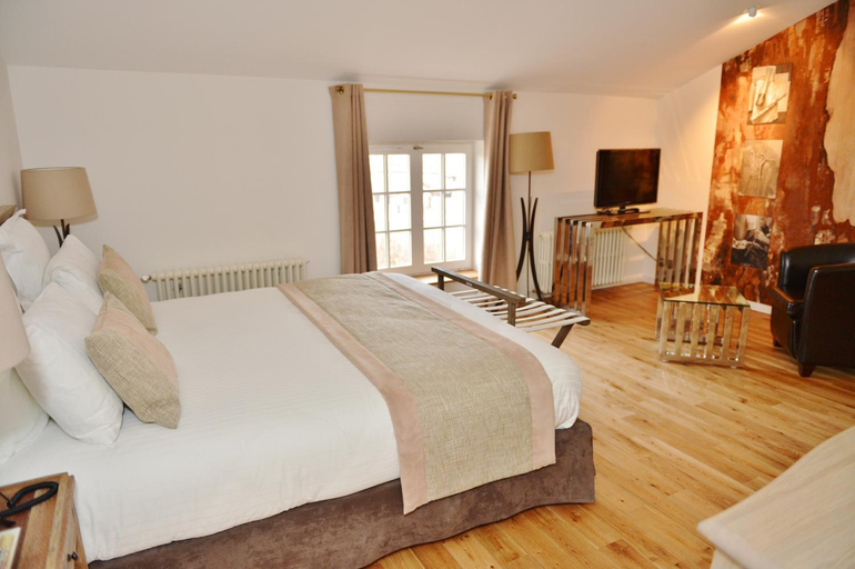 Bedroom 2, Le Talluy, Rhône