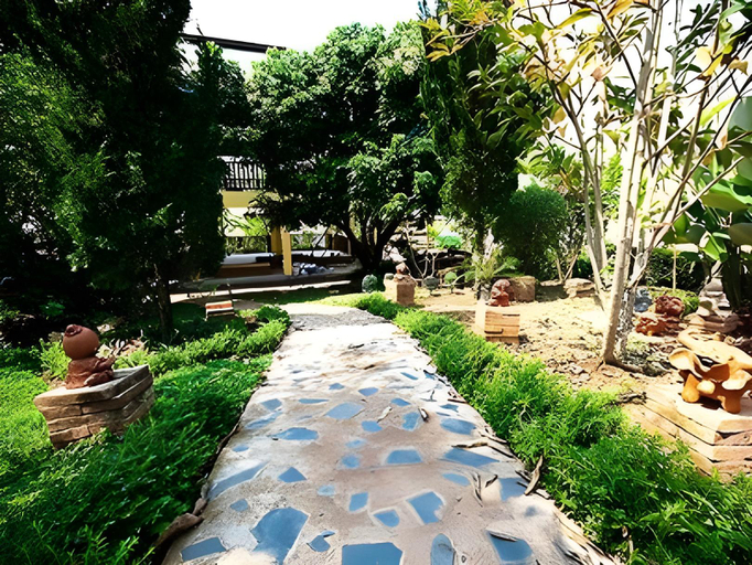 Others 5, Monn Phu Phrai, Doi Saket