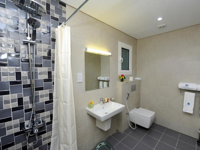 Bathroom 3, Almansour Park Inn Hotel & Apartment, Doha