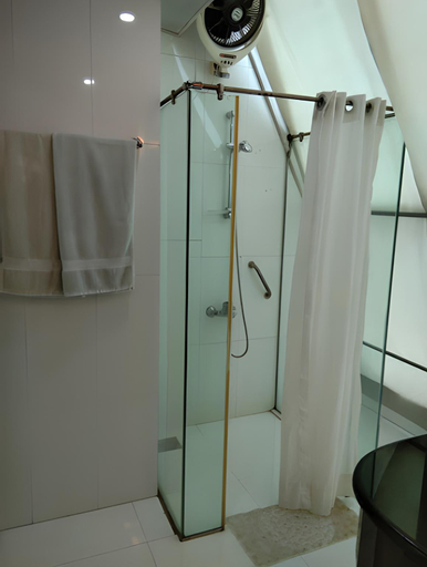 Bathroom 3, Akbars Kinara, Gujranwala
