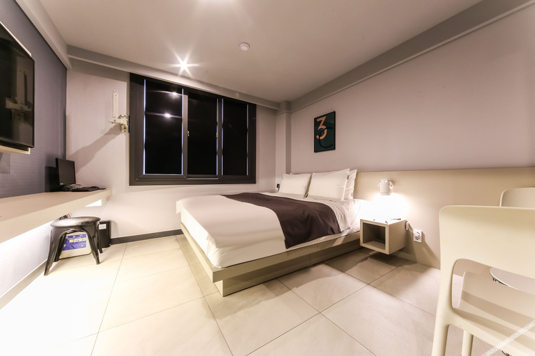 Bedroom 2, Daegu Dongchon Cacaotel, Dong