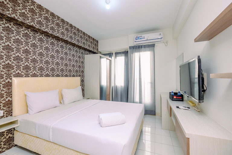 Bedroom 2, Fancy and Nice Studio Apartment at Podomoro Golf View By Travelio, Bogor