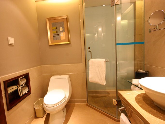 Bathroom 5, Guomao Hotel, Suzhou