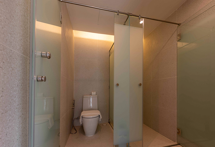 Bathroom 6