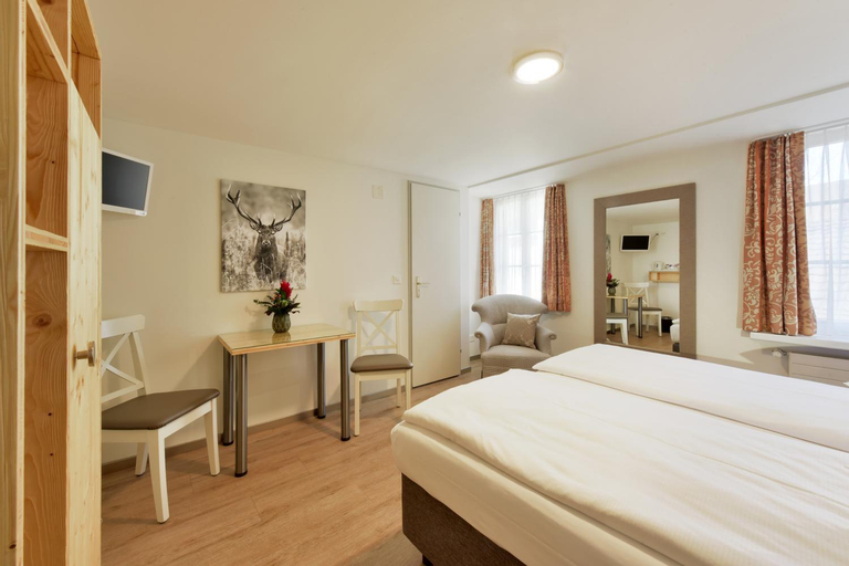 Bedroom 9