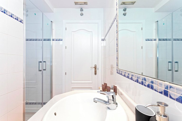 Bathroom 2, Genteel Home Mirador de La Barrosa, Cádiz